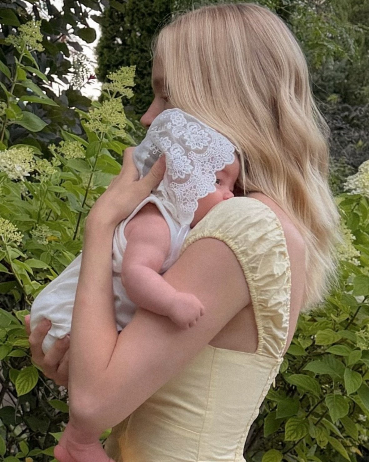 Stella’s sweet bonnet 🥹 I couldn’t resist 🤍

#LTKbaby #LTKstyletip #LTKgiftguide