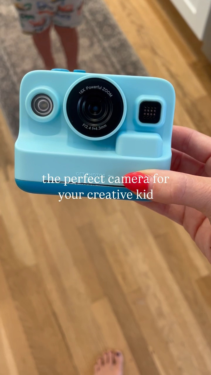 a Polaroid camera that prints out pictures immediately 🥹 the perfect gift for your creative kid!

#LTKfamily #LTKsalealert #LTKkids