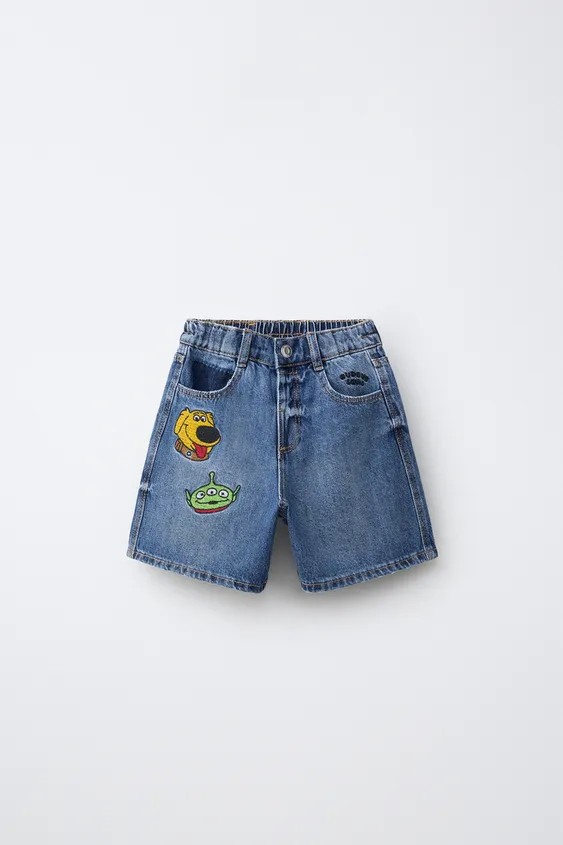Denim shorts with an adjustable interior waistband and front snap button closure. Front pockets a... | Zara US