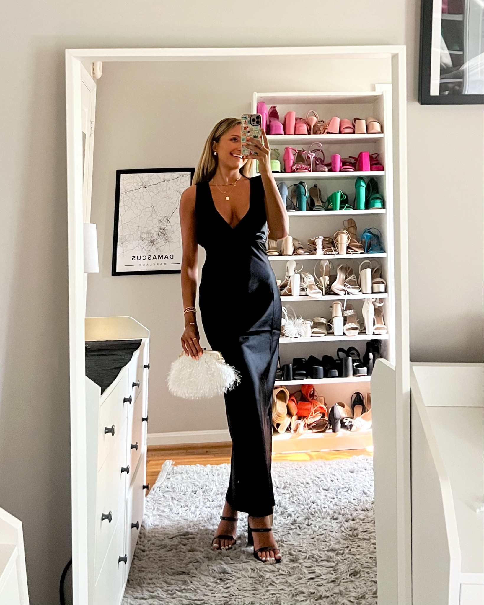 Abercrombie wedding guest dress! Get 15% off $150 purchase right now! Wearing a XS regular in this style 👗💕