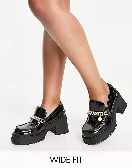 ASOS DESIGN Wide Fit Spicy chunky mid heel loafers with chain in black | ASOS (Global)