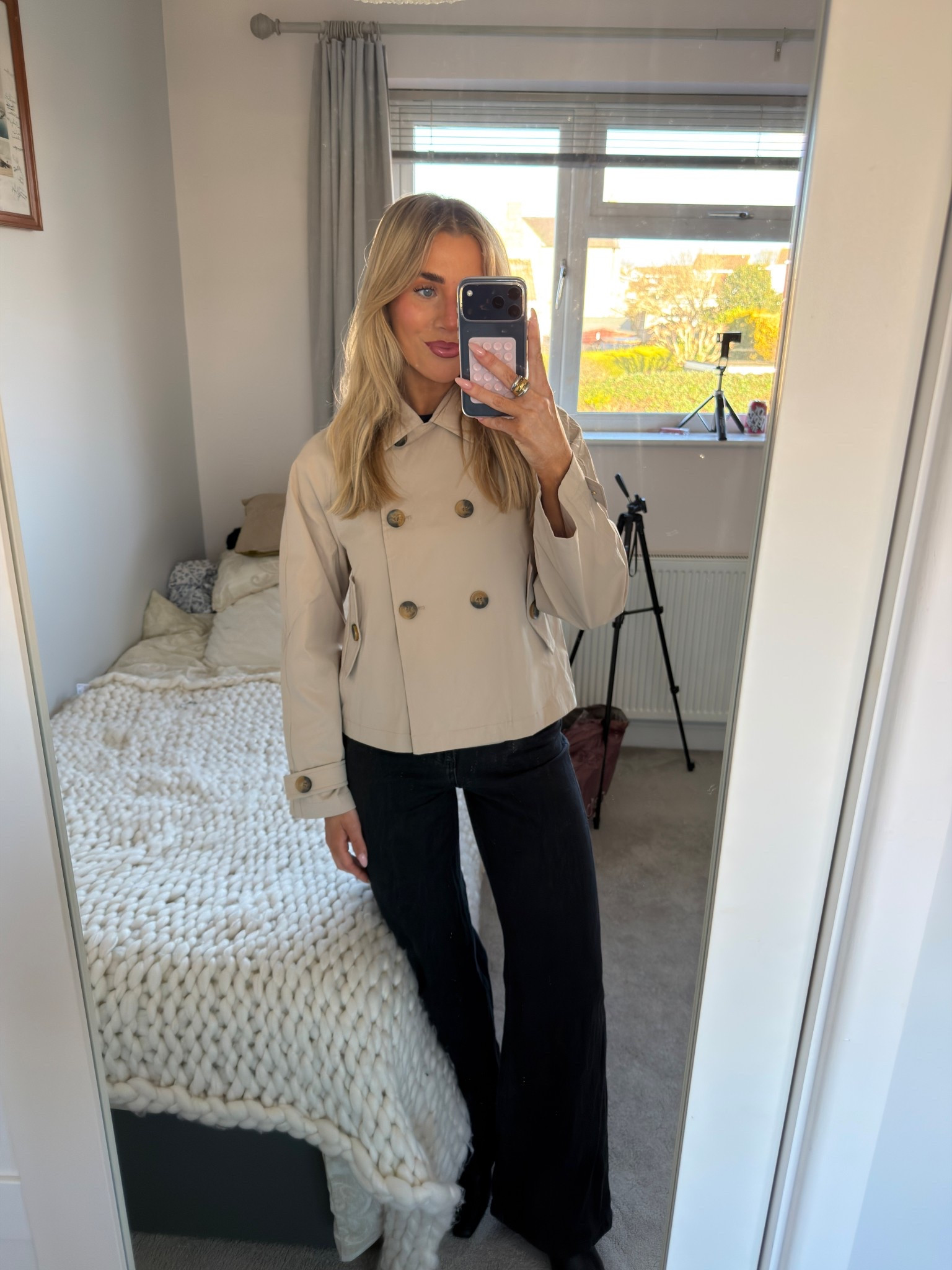 The viral trench coat - so lovely! Such a good buy! 💓🫶🏽

#amazon #amazonfashion #trenchcoat 

#LTKwinter #LTKdatenight #LTKuk