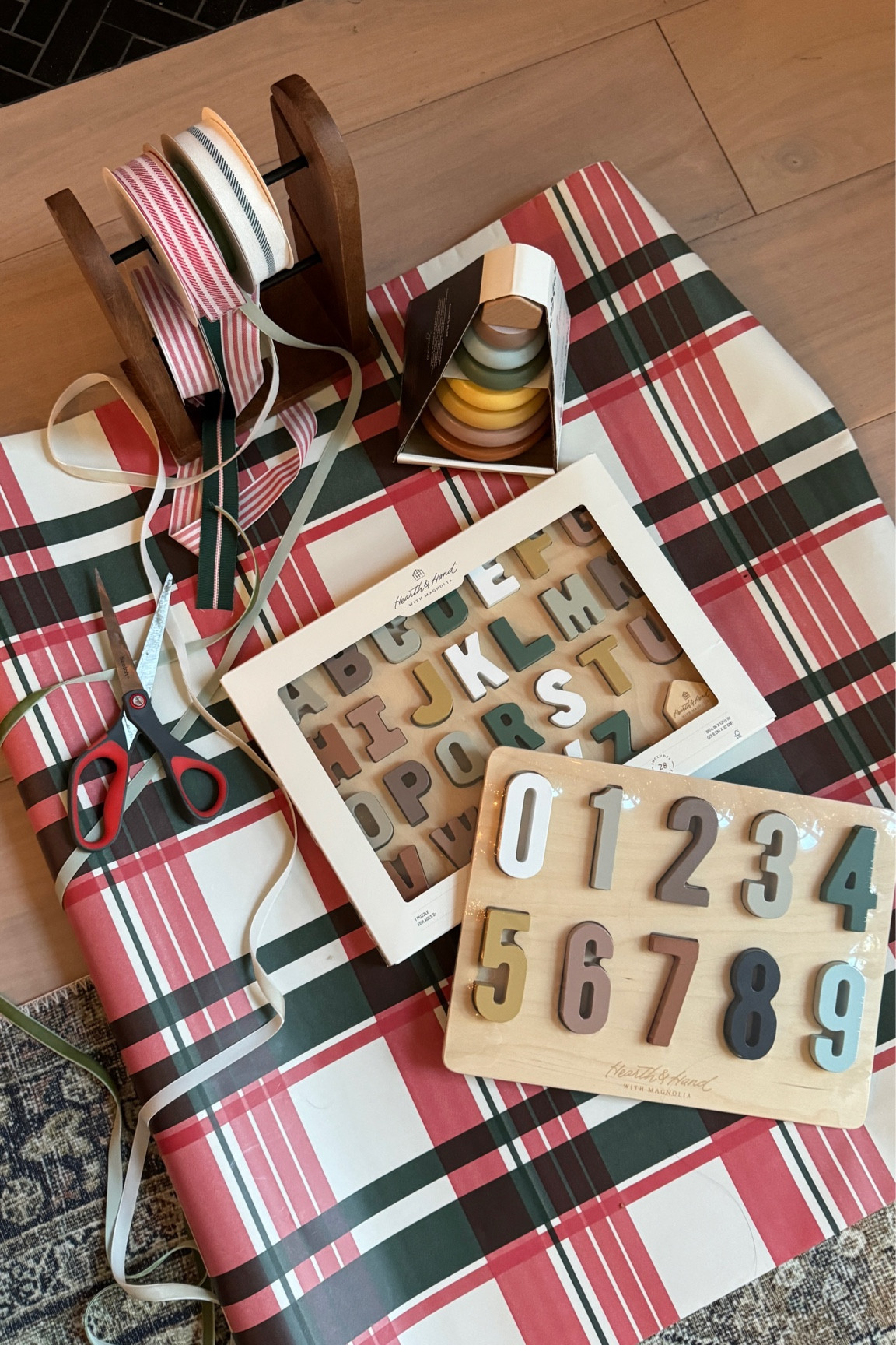 #ad We found some of the cutest gifts for Teddi at @target 🎁❤️ #TargetPartner we even picked up some wrapping paper and the cutest Christmas ribbon holder and everything feels so nostalgic and special. @targetstyle #Target


#LTKSeasonal #LTKHoliday #LTKGiftGuide