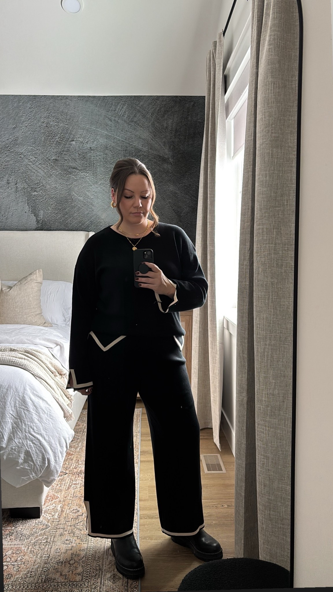 S T Y L E / still loving this sweater set from last year. I’m in a LG

Amazon Canada | Christmas Concert Outfit | Bedroom | Furniture | Decor 

#LTKmidsize #LTKcanada