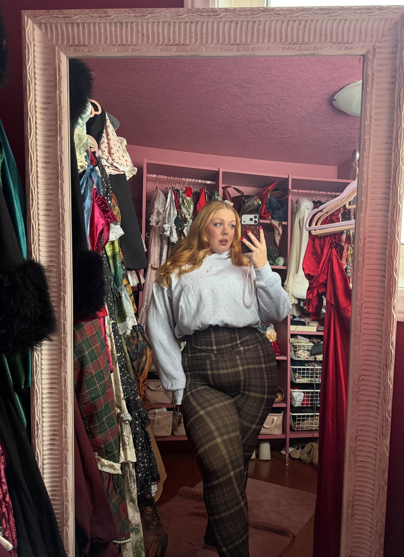 The cutest plaid athleisure ever 

#LTKMidsize #LTKPlusSize #LTKActive