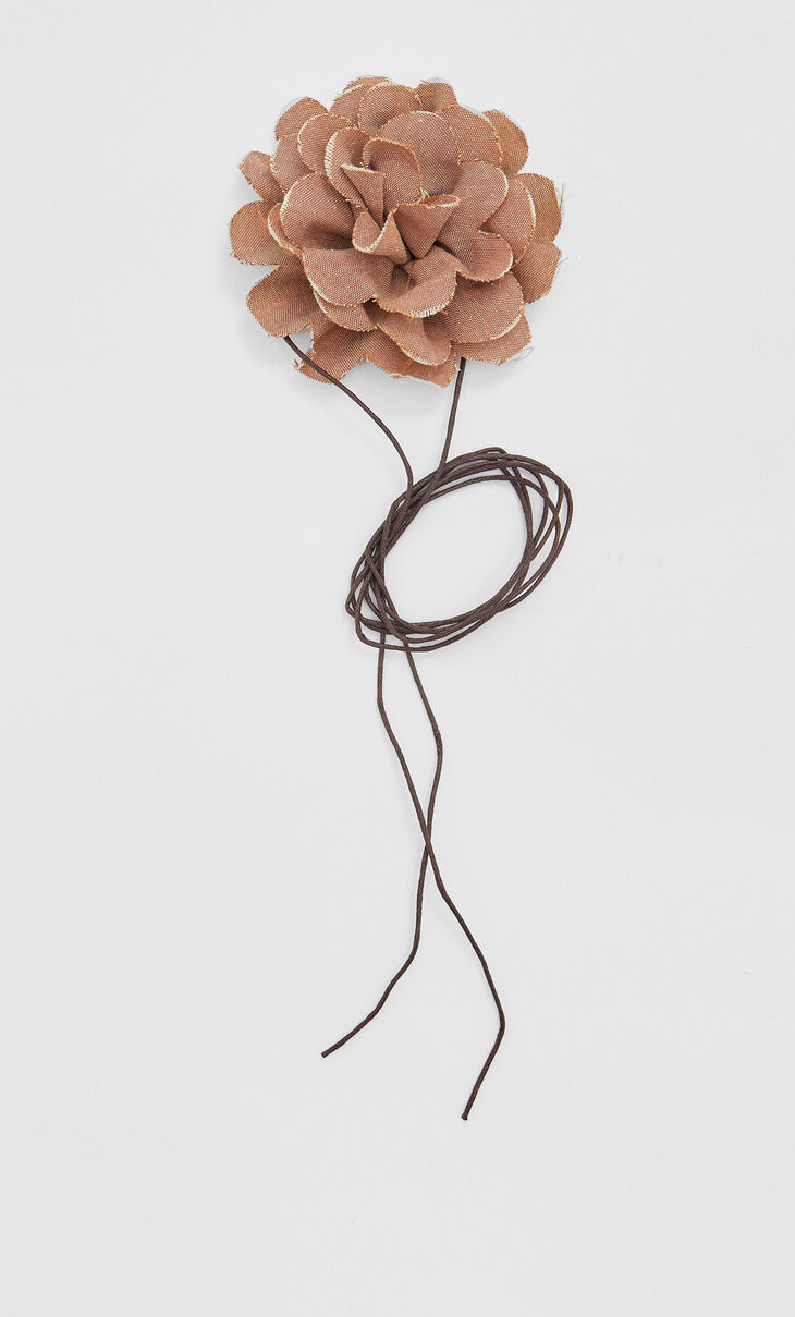 Choker mit Blume - Mode für Damen | Stradivarius Deutschland | Stradivarius DE