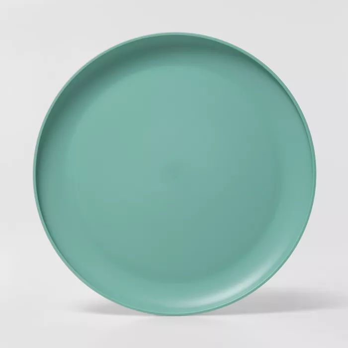 10.5" Plastic Dinner Plate - Room Essentials™ | Target