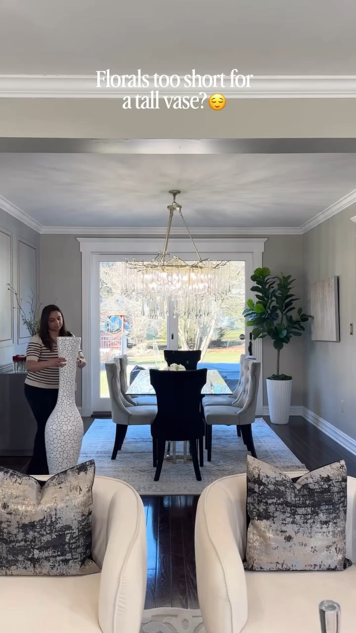 I'd your stems are shorter and your vase is tall- a floral cage can help you style the flowers as high or low you want. My vase is back in stock! 
@amazon 


#liketkit #LTKHome #LTKSaleAlert #LTKSeasonal
@shop.ltk
https://liketk.it/63qkW