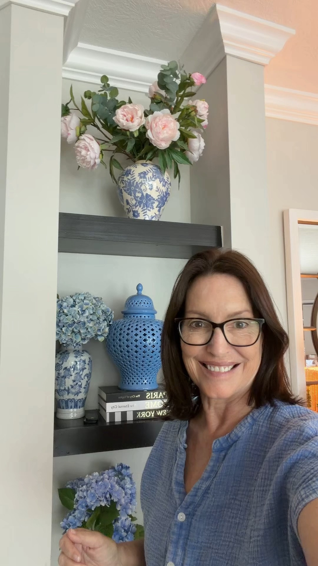 Ginger jar that illuminates #coastalstyle #coastalgrandmother

#LTKHome #LTKdayinmylife
