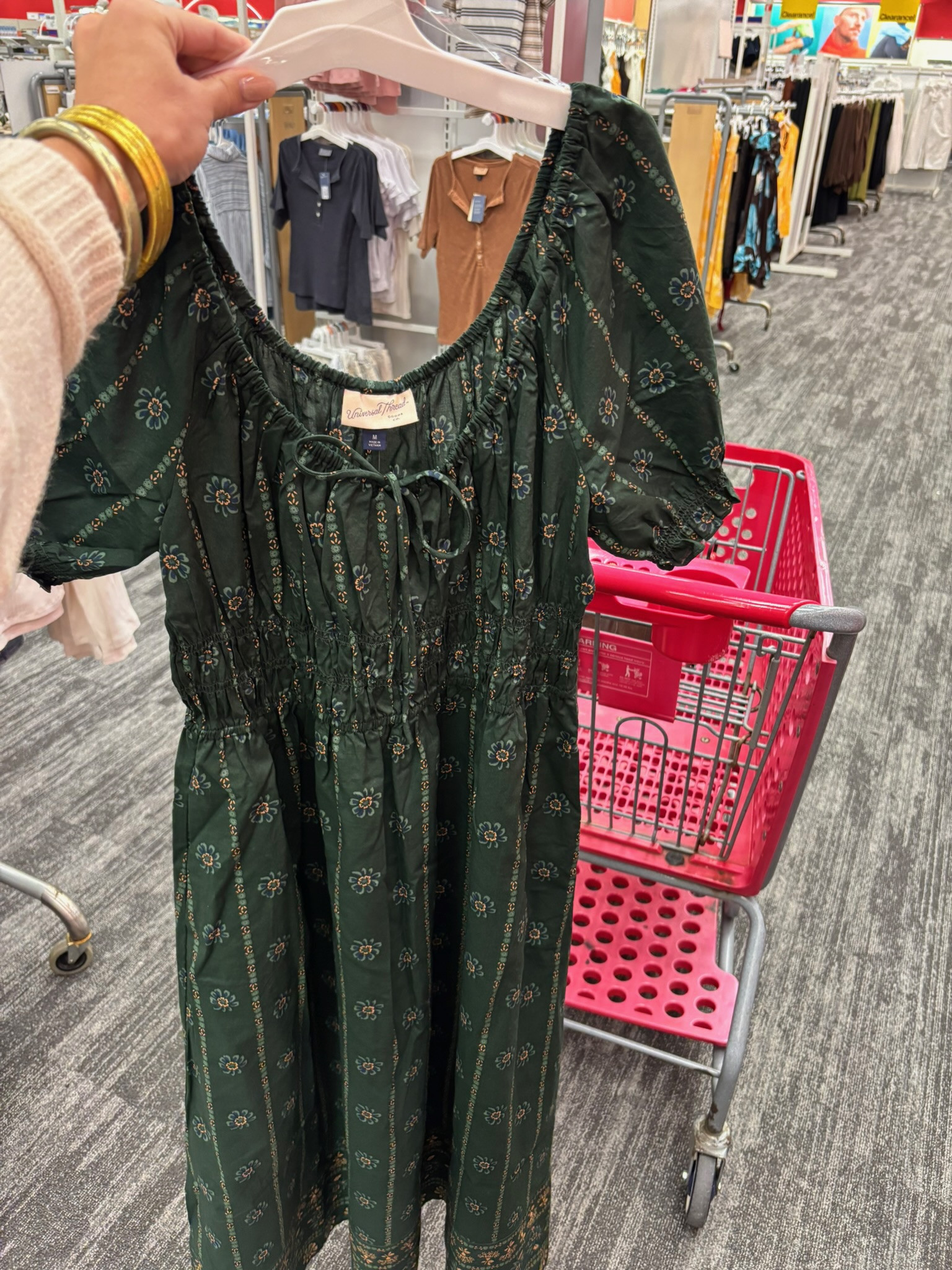 The deep green floral print makes this dress perfect for fall plans. Just add boots and a jacket as the weather cools down! 🌿

#LTKootd #LTKSeasonal #LTKgrwm
