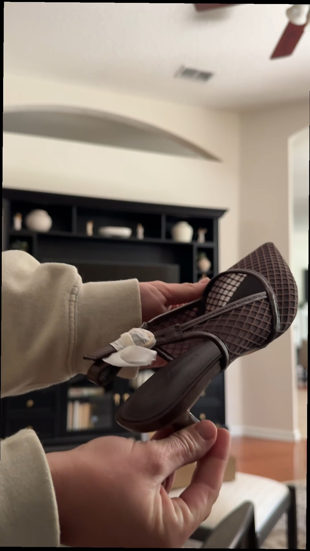 🤎 Chocolate brown kitten heels for fall 🤎 

#LTKFindsUnder50 #LTKFallSale #LTKSeasonal