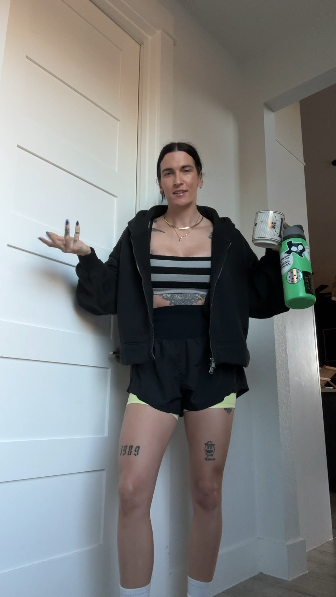 obsessed with this hoodie 



#LTKfitnessgoals #LTKmorningroutine #LTKdayinmylife