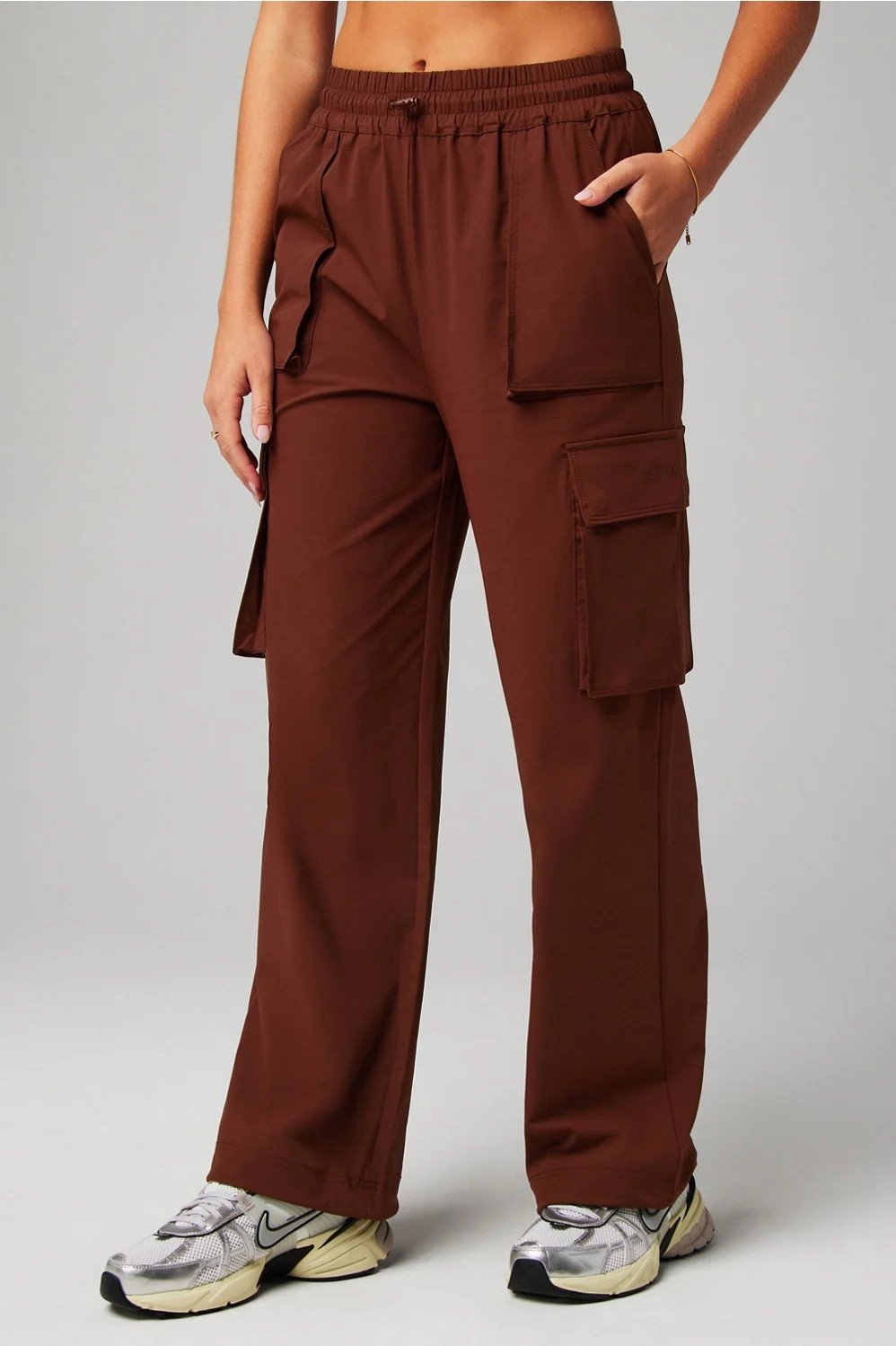 Heights Cargo Pant | Fabletics