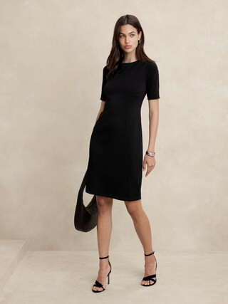 Scuba Seamed Knee-Length Dress | Banana Republic Factory