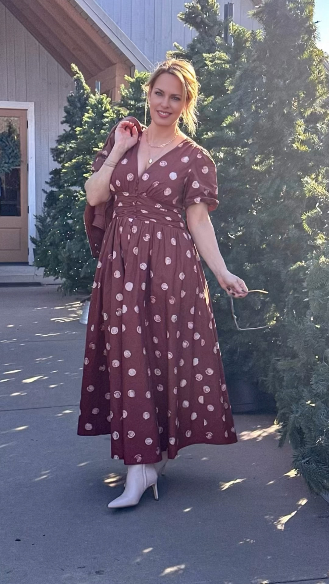 It’s a best-seller and I know why! Here’s how to wear it. Sound on! 

#LTKover40 #LTKVideo #LTKstyletip