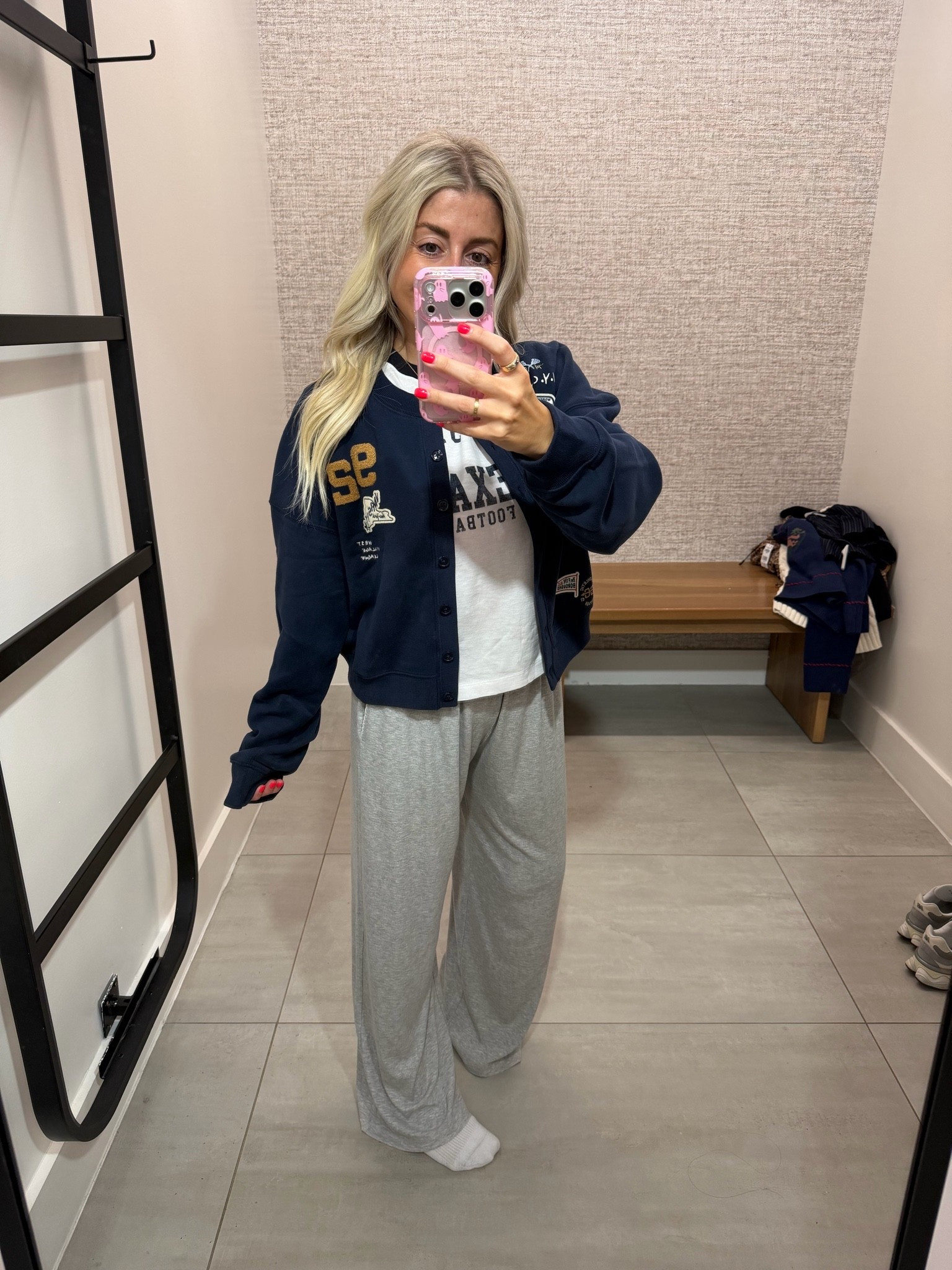 @abercrombie outfit on sale
Size small
Fall outfit

#LTKSaleAlert