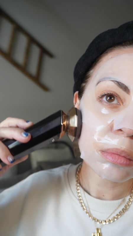 Skincare routine with Anlan Radio Frequency Facial Massager Pro 

skincare routine, skincare, beauty device, beauty tools, facial massager



#LTKeurope #LTKbeauty #LTKVideo