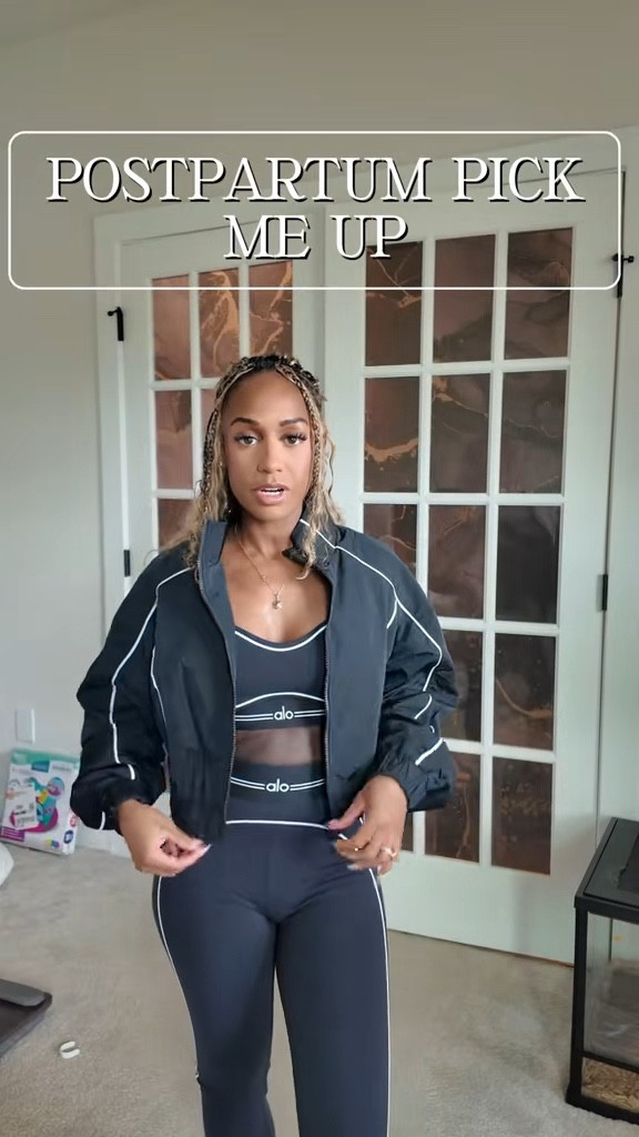 I see why this set from Alo is sooo popular! It’s so recognizable and iconic in its own right. And the leggings ended up being a lot more comfortable than I anticipated. Great stretch and made from a softer cotton material. 



#LTKActive #LTKootd