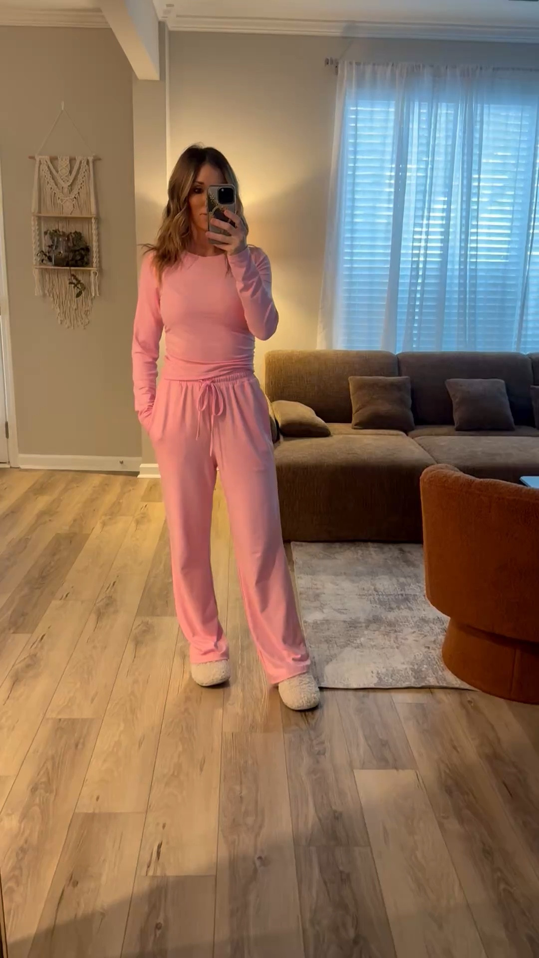 The comfiest set 💕 wearing this on repeat! Comes in so many colors, breathable & so soft! 



#LTKmomlife #LTKPetite #LTKValentine