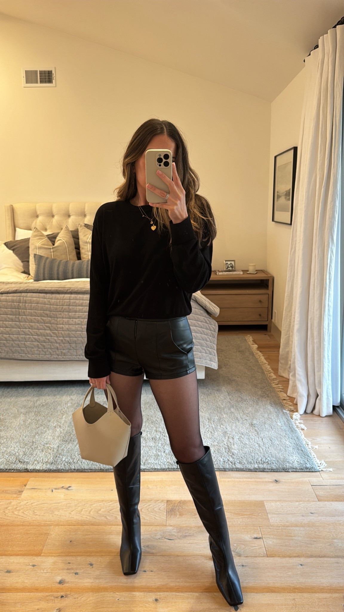 Aspen 

Leather short, hot short, boots, tights, black sweater 


#LTKStyleTip #LTKSeasonal #LTKShoeCrush