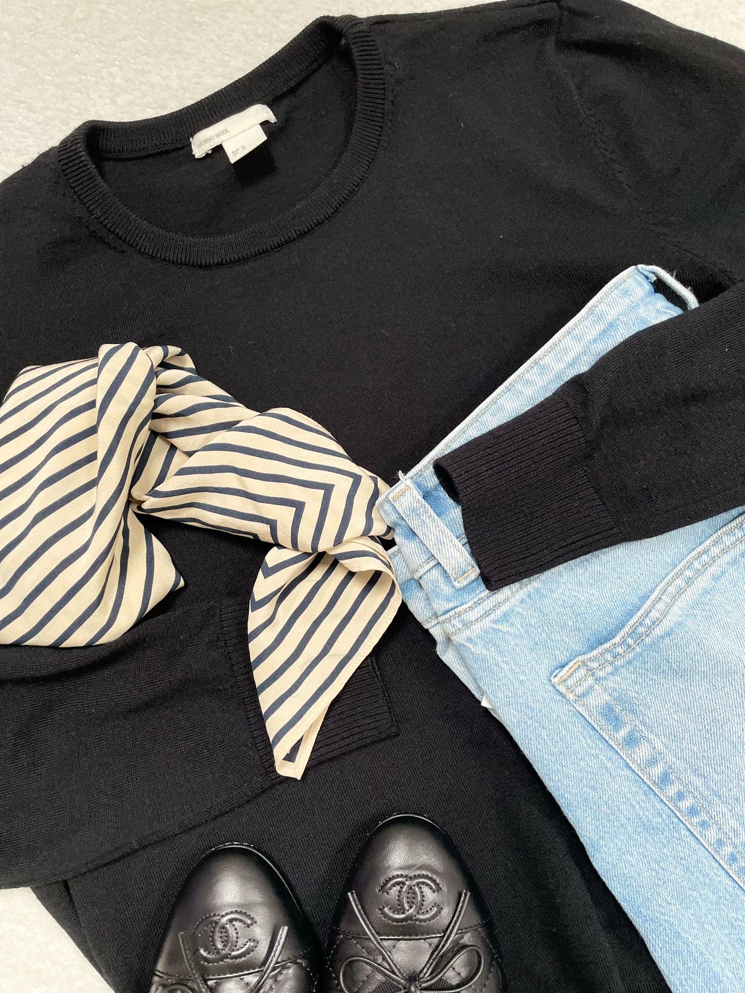 Blue jeans 💙🖤

#LTKstyletip #LTKuk #LTKautumn