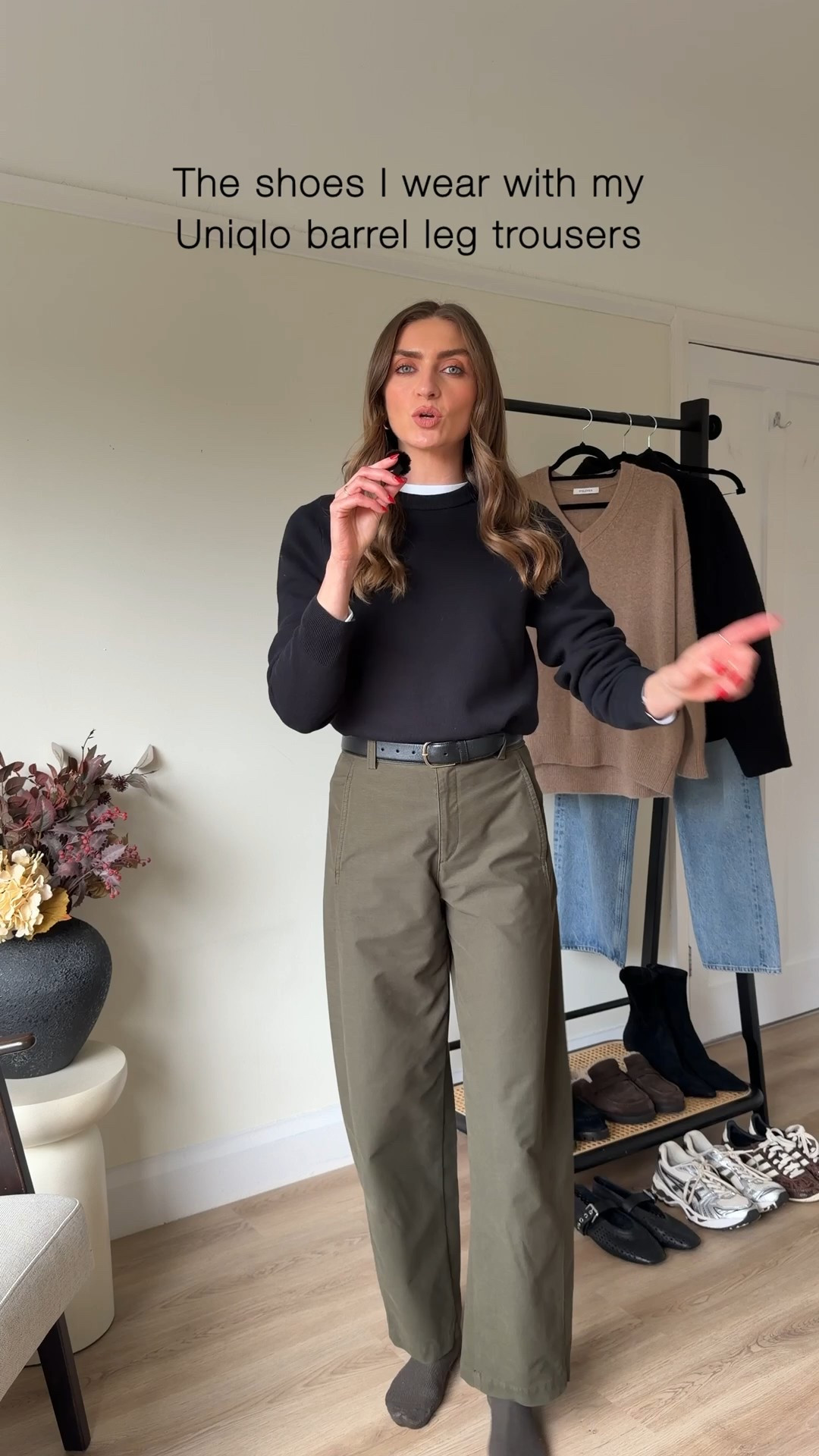 The shoes I wear with my Uniqlo barrel leg trousers
I wear the XS in the olive green Uniqlo barrel legs 
I’m 5ft 6
Small in the Uniqlo black jumper
Toteme black leather belt


#LTKuk #LTKwinter #LTKeurope