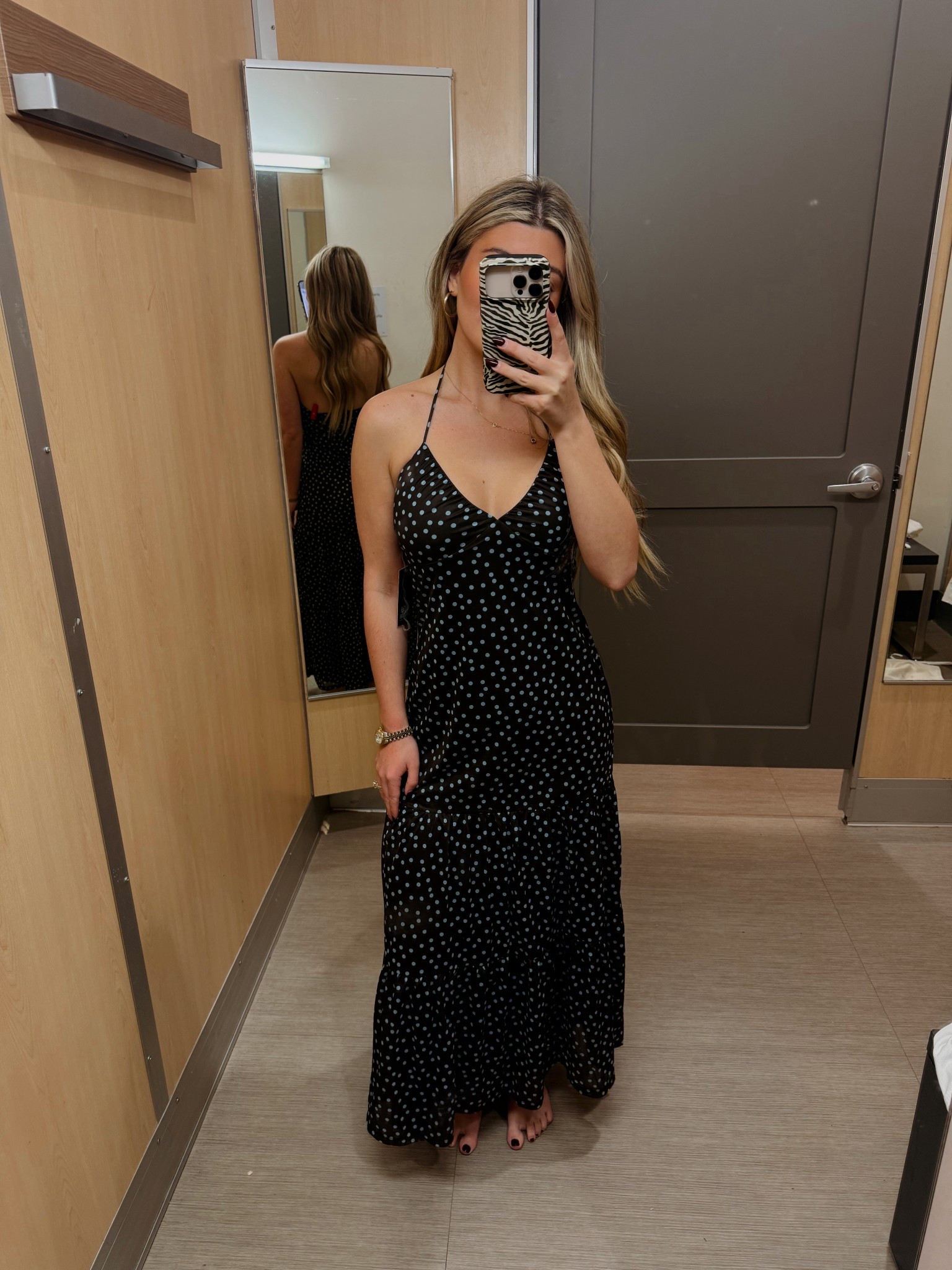 The cutest and most flattering dress for summer. It’s brown with little blue polka dots 


 cozy fashion, travel style, travel outfit, ootd, women’s, loungewear, look for less, target style, budget friendly, affordable fashion, target, summer dress, spring fashion, summer style, beach vacation outfit, maxi dress 

#LTKSpringSale #LTKootd #LTKWorkwear