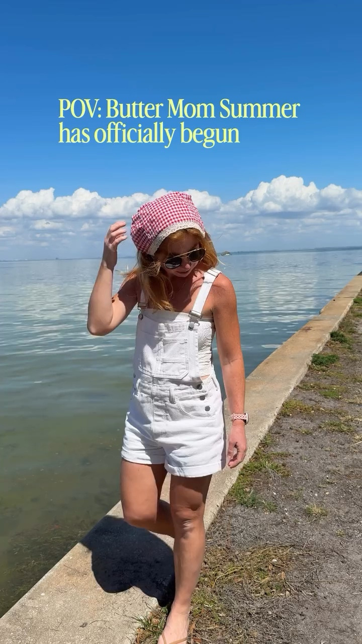 A 90’s summer sounds about perfect right now 🧈💛🌼

I DIY my head scarf! 🍅 FP vibes on an Amazon budget 🦋 comment BUTTER for links on my outfit 🫶🏻

90s Butter mom, 90’s kid, millennial mom, mom style, mom ootd, mom look