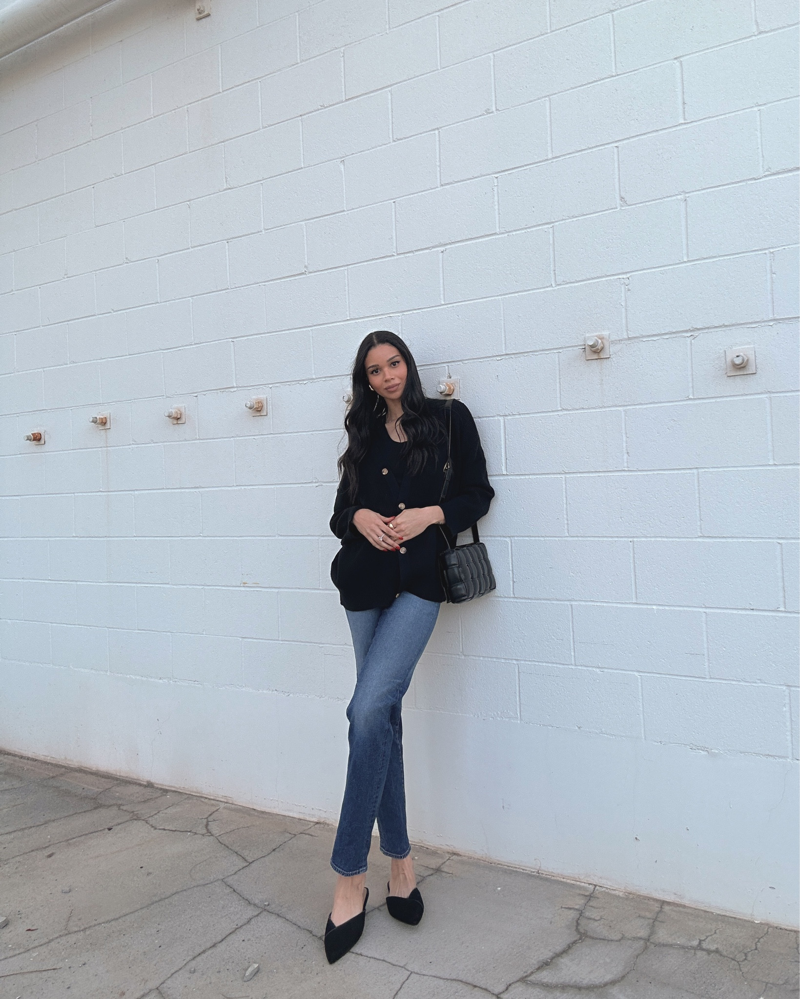 Casual everyday outfit 🖤 This my my everyday running errands outfit. Easy outfit, casual outfit and perfect outfit for fall 🍂