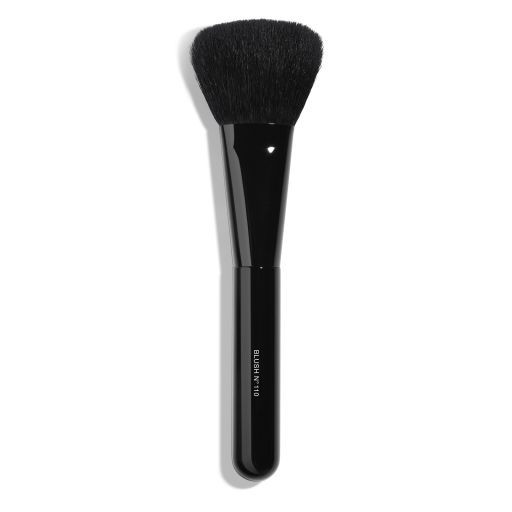 CHANEL LES PINCEAUX DE CHANEL Blush Brush N°110 | Chanel, Inc. (US)
