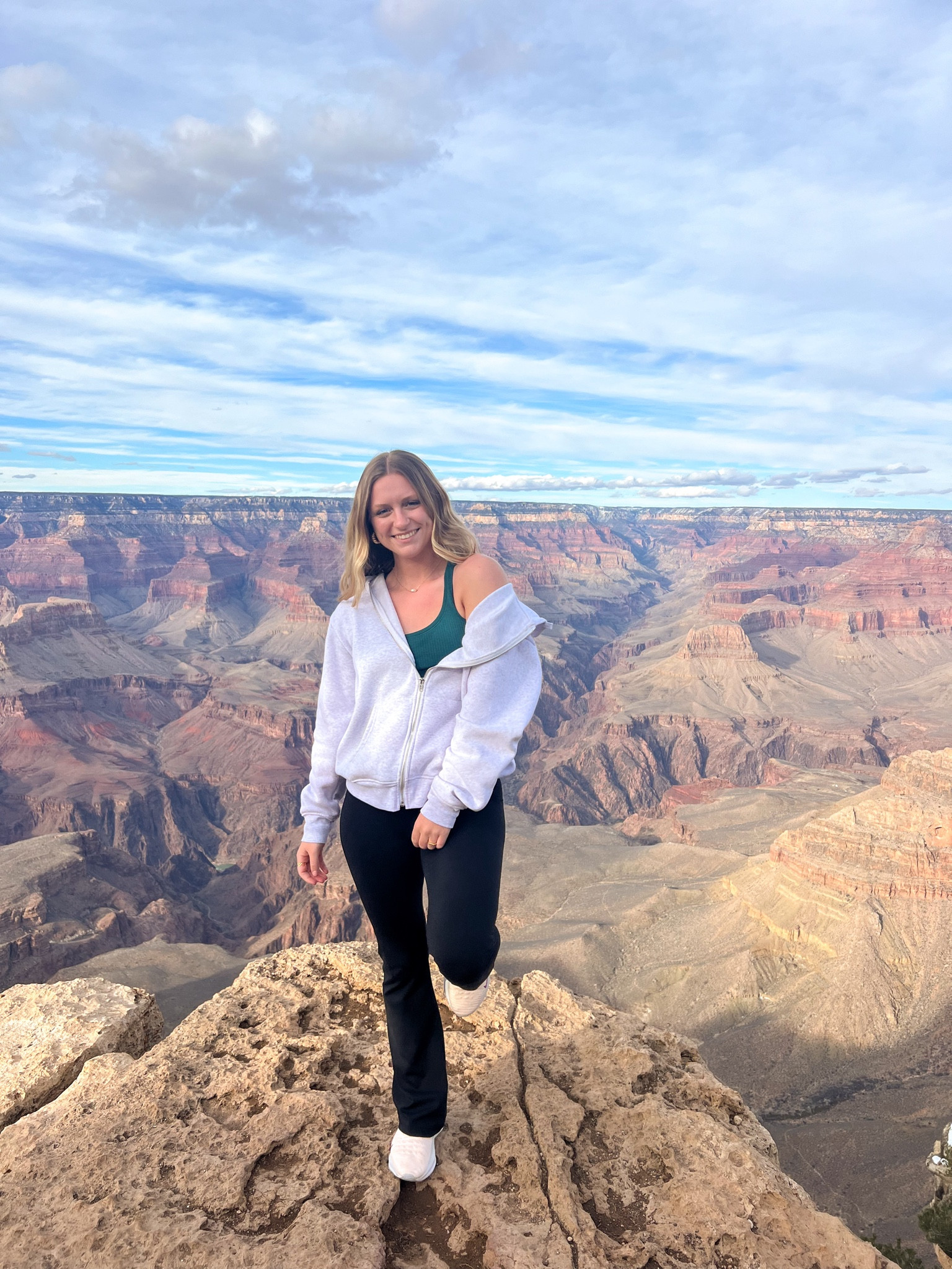 grand canyon outfit inspo🏜️ #grandcanyon #outfit #outfitsinpo #traveling #traveloutfit 

#LTKfitness #LTKstyletip #LTKtravel