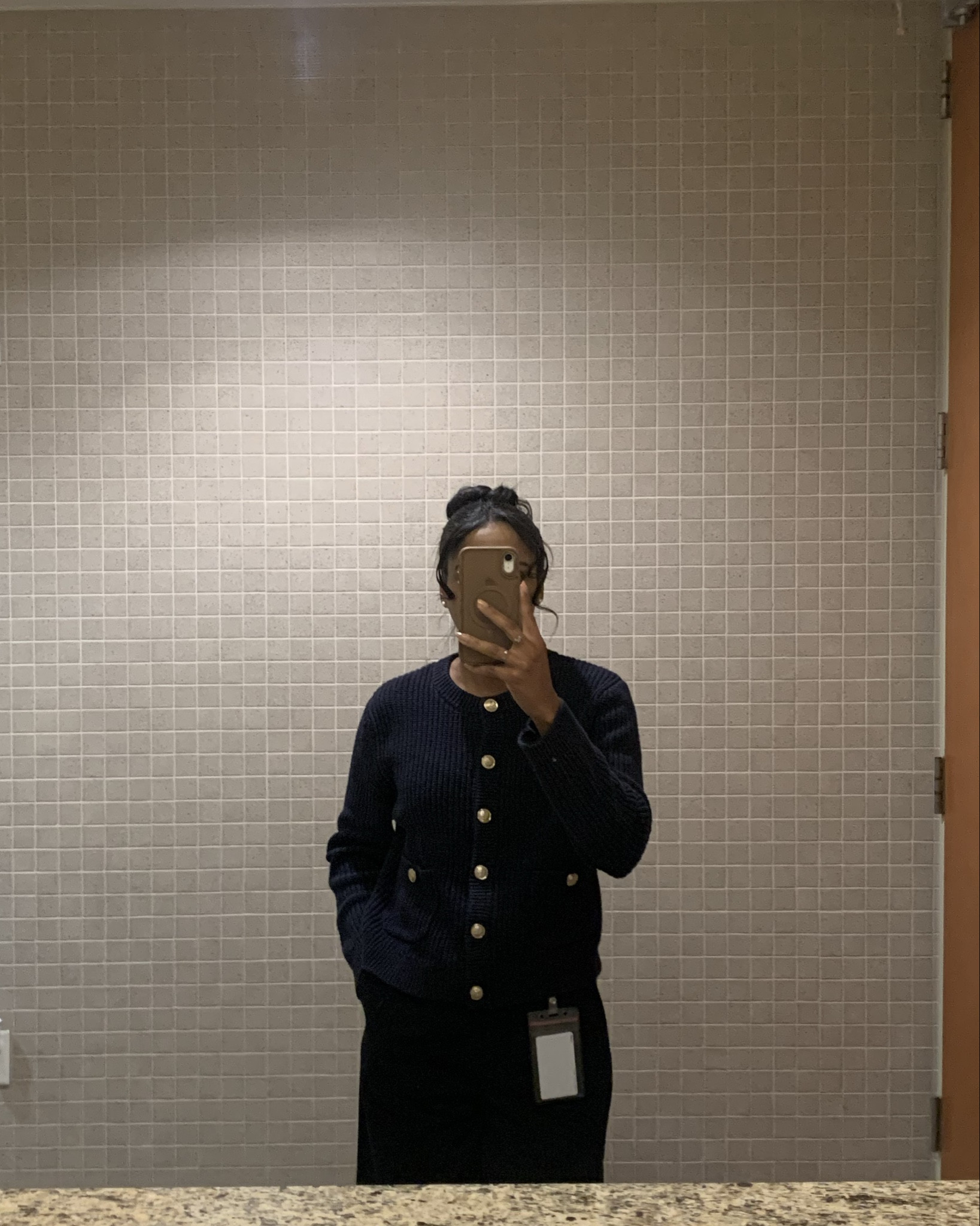 OOTD: Feeling cozy today in this blue knot sweater from H&M for under $40. The gold accent buttons are super cute!!!



#LTKSeasonal #LTKWorkwear #LTKFindsUnder50