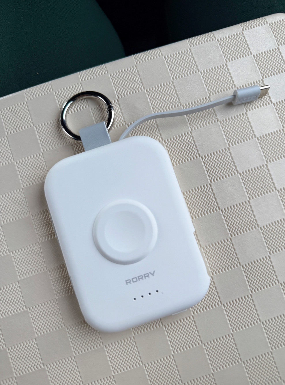 This keychain portable charger has two different ports and a wireless charger on top for your Apple Watch! 

 #LTKGiftGuide #LTKHoliday #LTKFindsUnder50