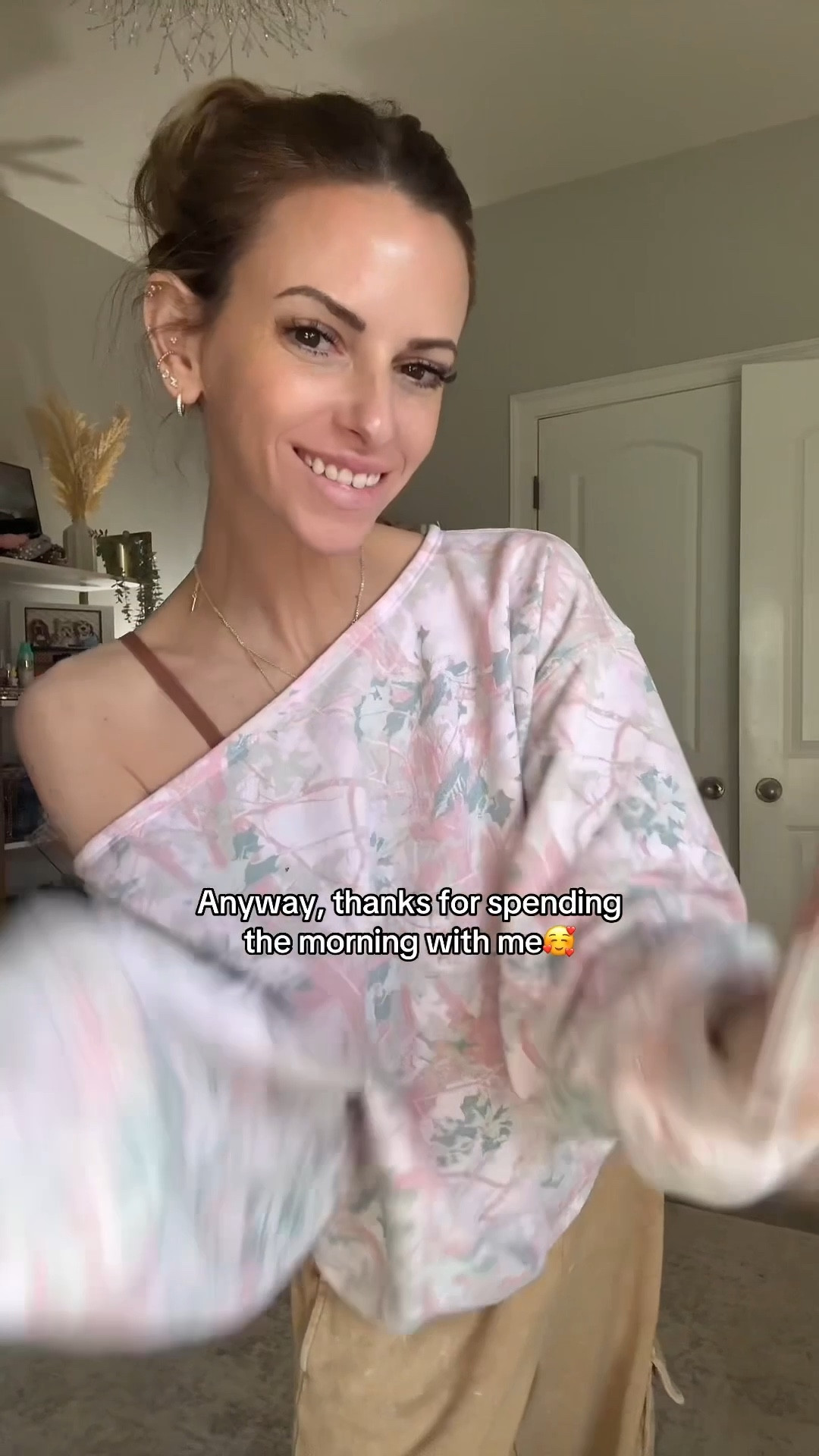 Mini Saturday morning vlog. Casual outfit, skincare and makeup all linked! 

#LTKgrwm #LTKdayinmylife #LTKHoliday