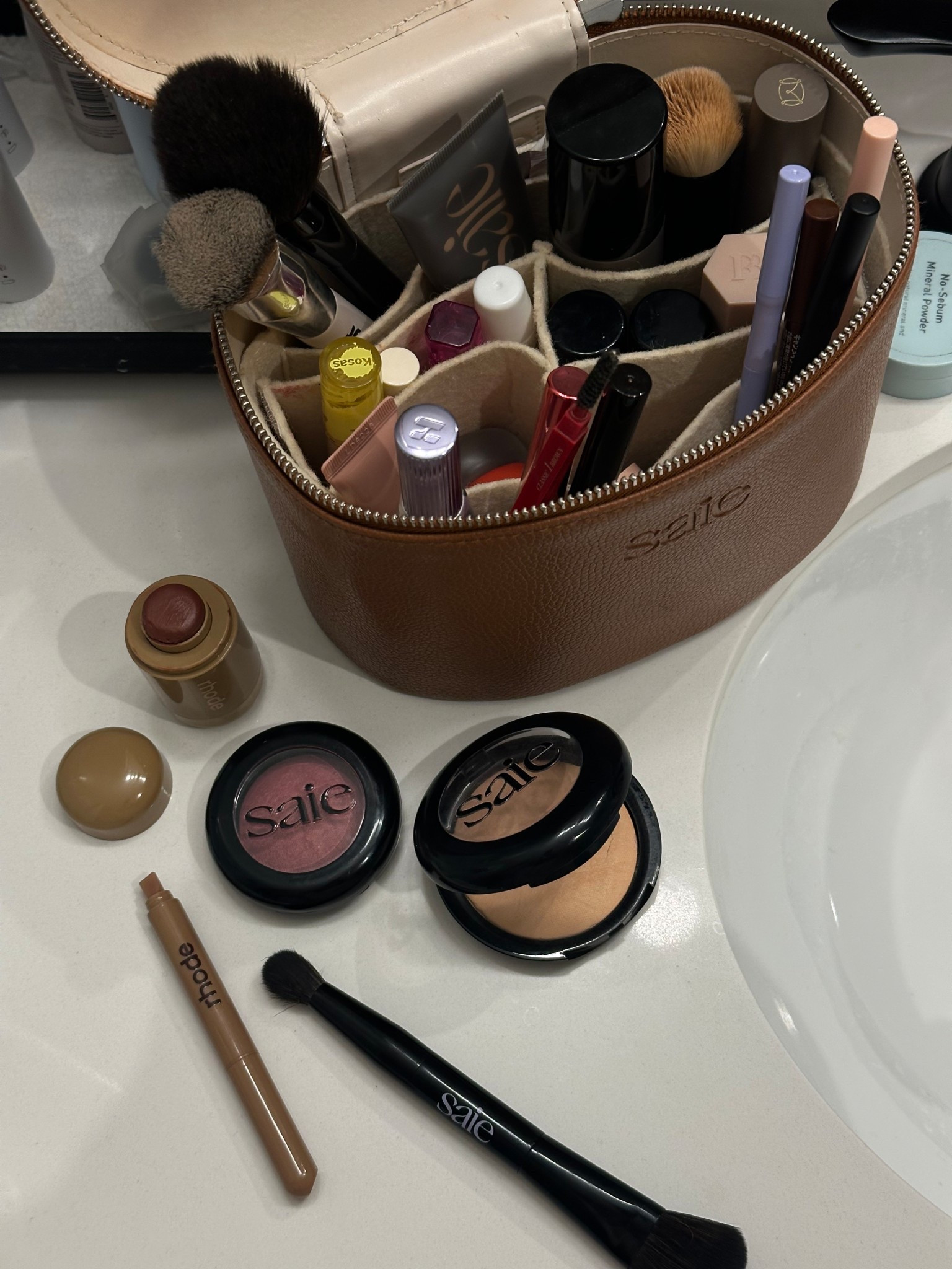 all my makeup favorites/everything I use in my current routine! 

#LTKHoliday #LTKGiftGuide