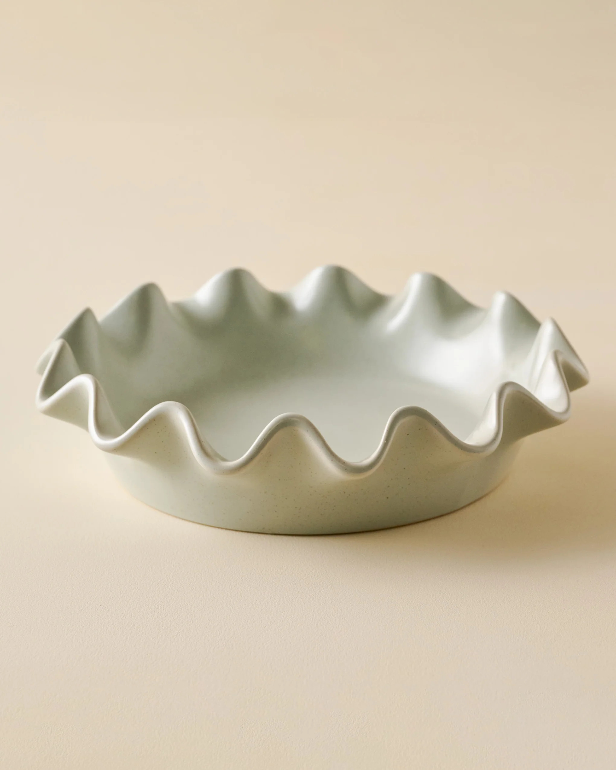 French Grey Scalloped Pie Dish | Magnolia