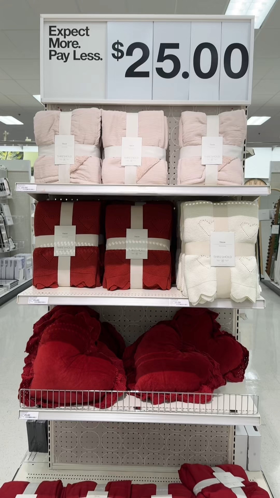 New throw blankets + pillow ❤️

#LTKHome #LTKSeasonal #LTKFindsUnder50