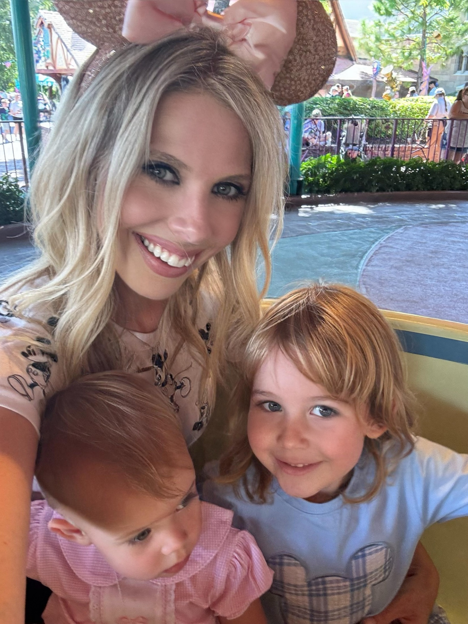 Twirling teacups with my minis 💕💕