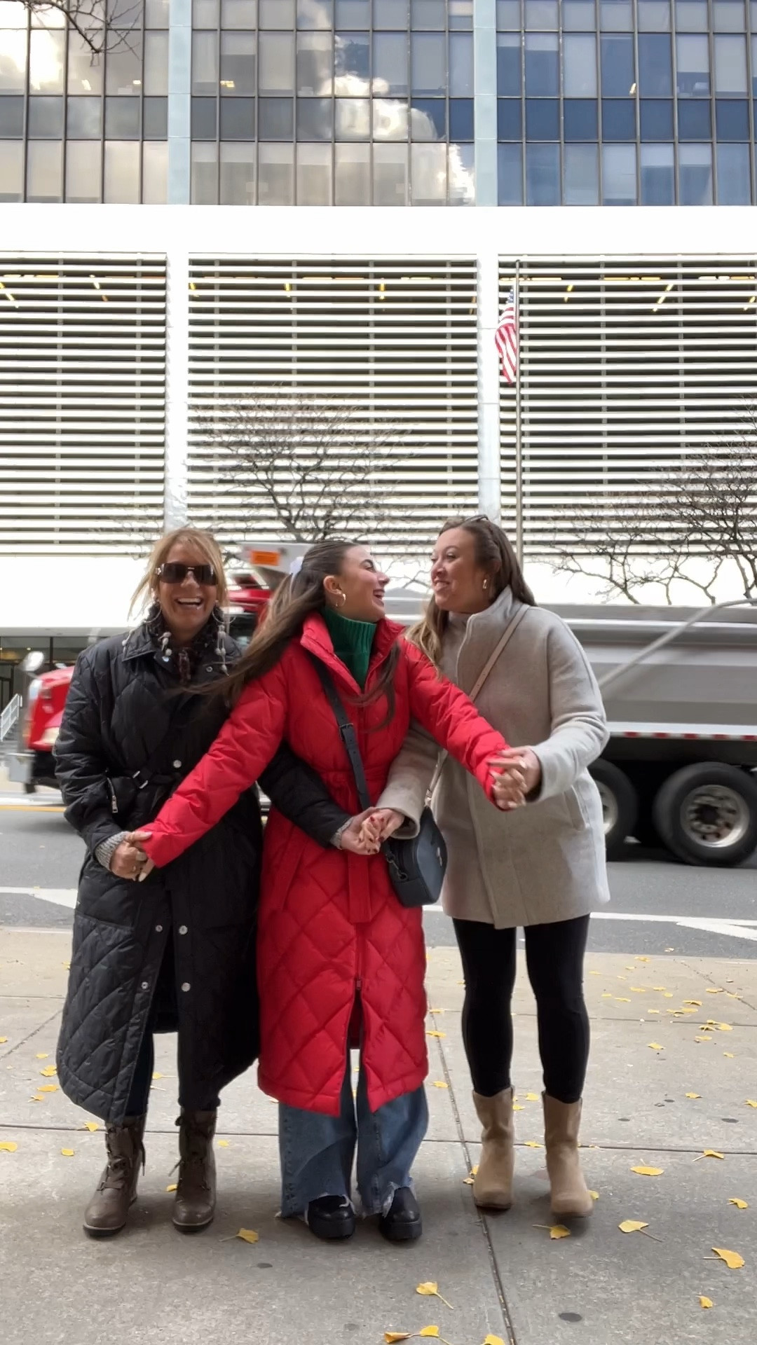 the most perfect new york jacket❤️

#LTKSeasonal #LTKHoliday #LTKGiftGuide