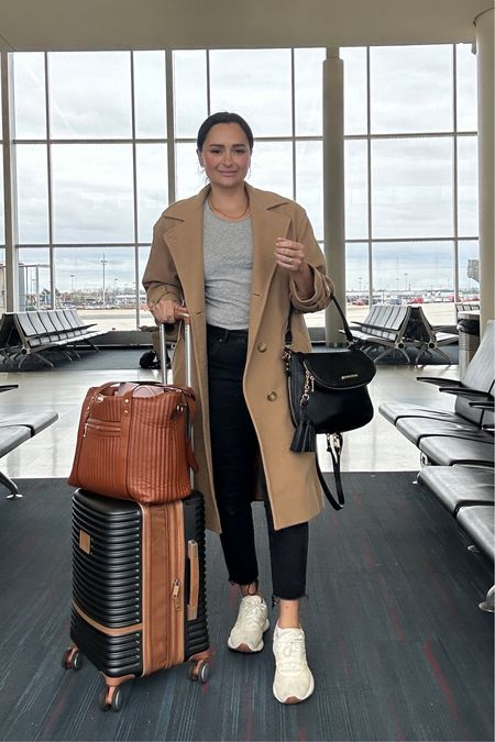 Travel outfit ✈️

Wearing size medium in my shirt, large in my trench coat and size 10 in pants. 

#travelootd
#travleoutfit 
#airportootd
#airport
#travel

#LTKworkwear #LTKtravel #LTKstyletip