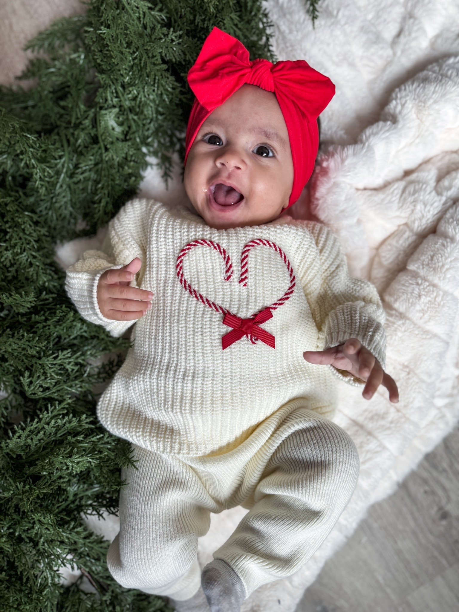 Candy Cane baby is here! An absolute must have in your baby’s wardrobe! 🌲❤️

#targetfinds #babygirl #babygirlfashion #carters #christmasfashion #christmas #holidaybabyputfits #babyfashion





#LTKKids #LTKBump #LTKBaby