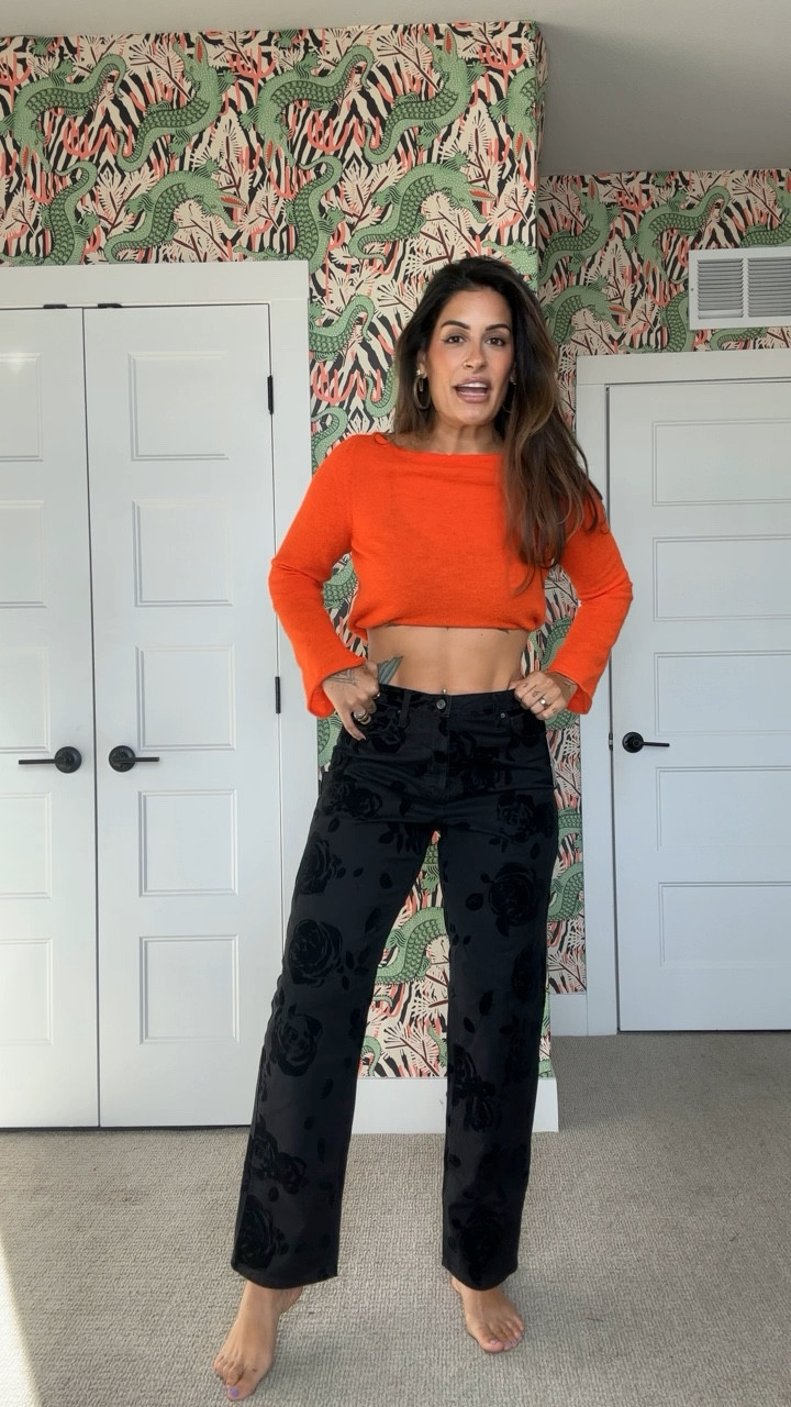 The cutest floral denim 🥀 

#LTKStyleTip #LTKSeasonal #LTKFindsUnder50