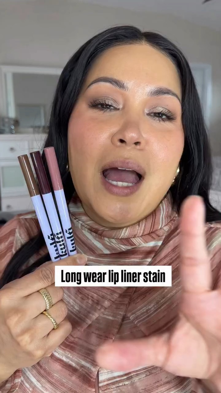 Over 40 review and wear test of the new @kulfi.beauty lassi lips staining lip liner shade chori chori 

#matureskinmakeup #matureskin #liplinerstain #honestreview #over40beauty

#LTKgrwm #LTKOver40 #LTKBeauty