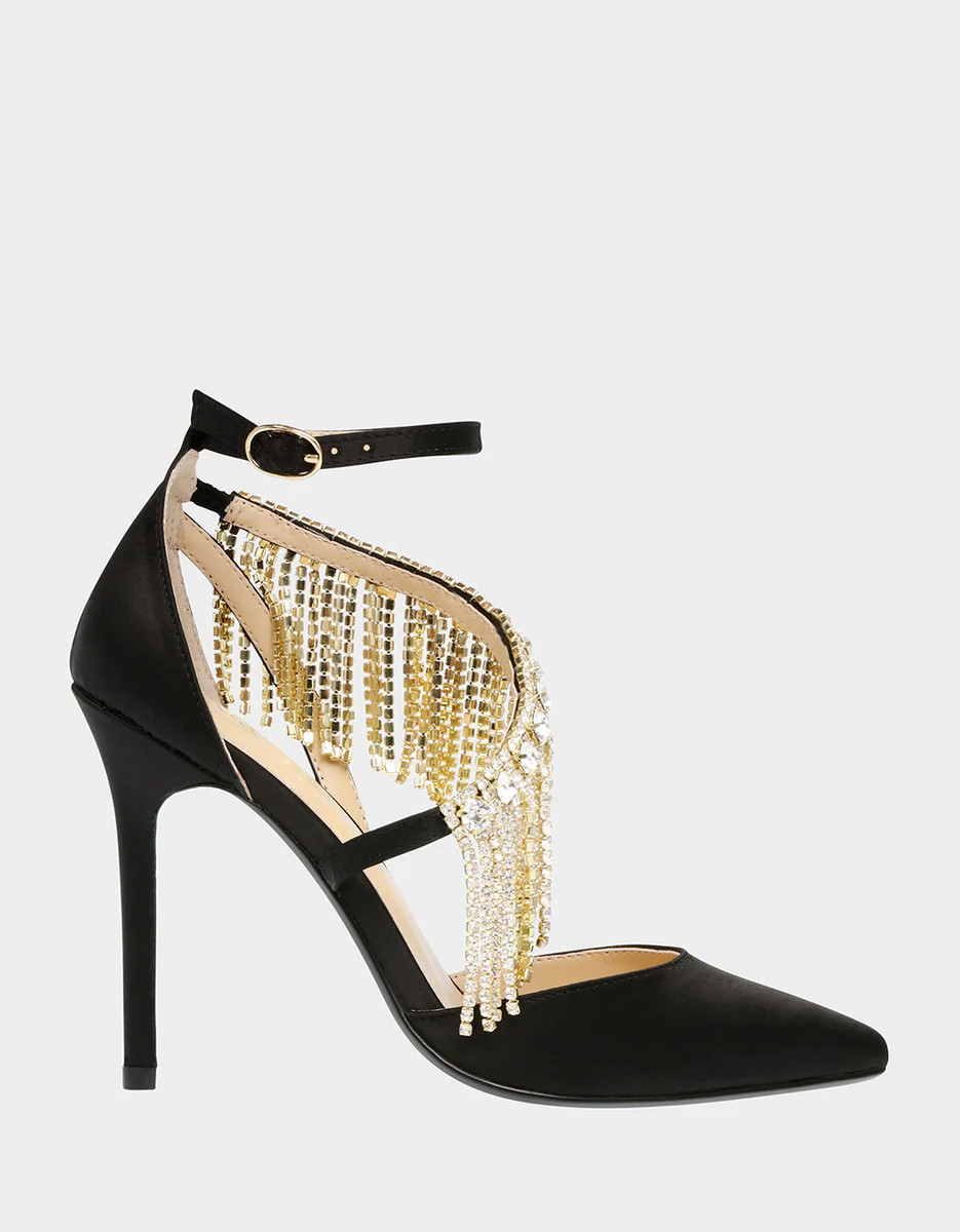 SB-MAZE BLACK | Betsey Johnson