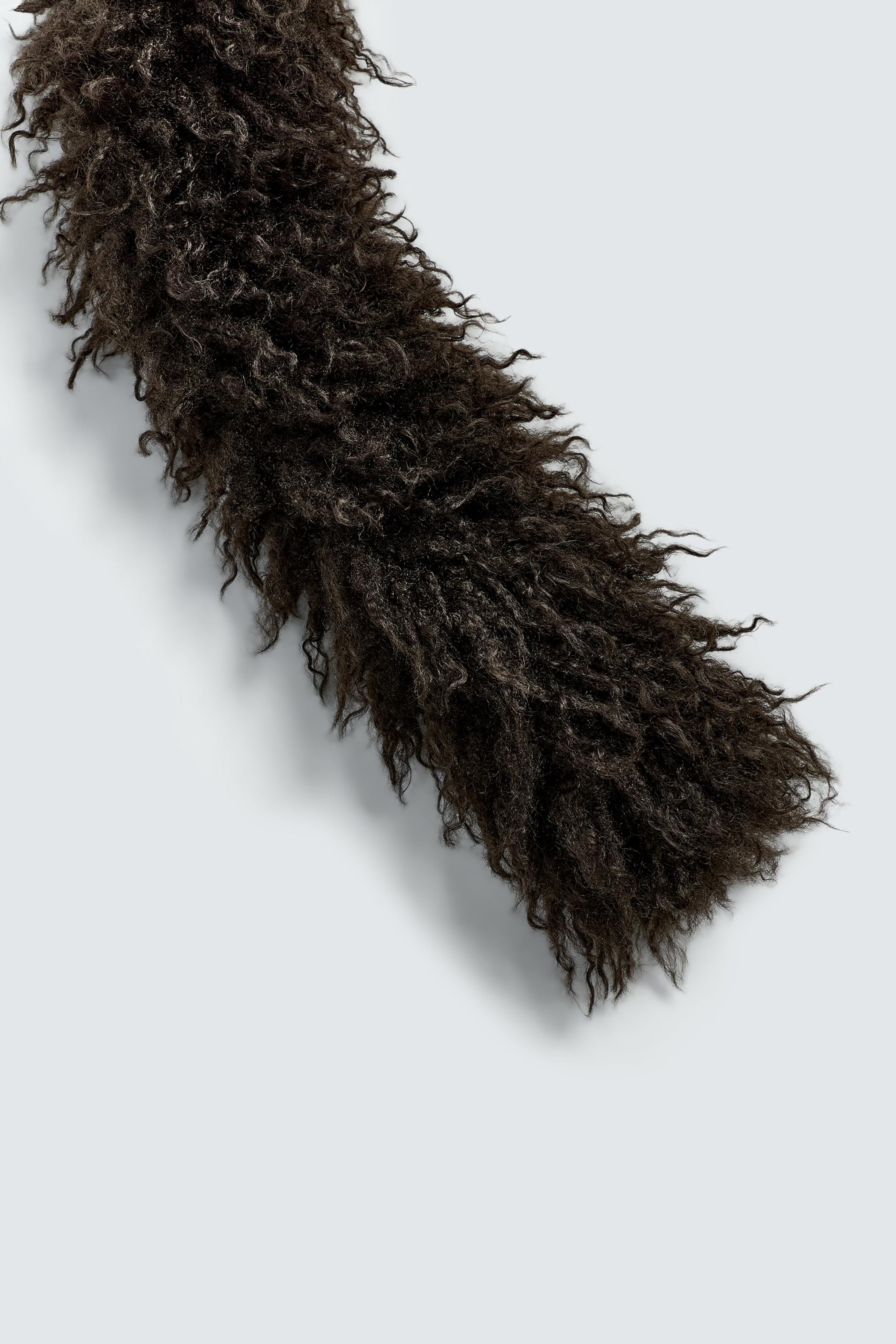 FAUX FUR SCARF HARRY LAMBERT FOR ZARA X DISNEY | Zara UK