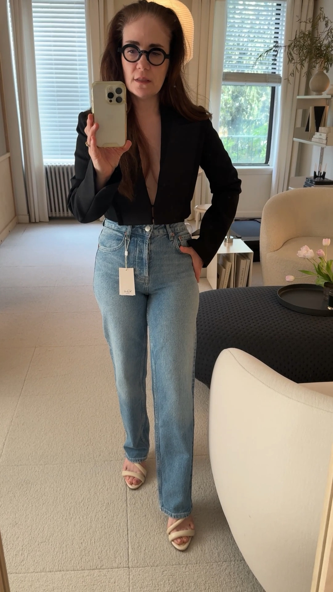 another great find from rails! these are the topenga straight in baja blue. i love a light wash but was looking for a medium dark (i'm not a huge fan of really dark blue denim) to wear with black and i think these are it.

they're a cotton mix with limited stretch. stiff but still soft and comfortable.

i'm wearing the 23, they run big, i'm not a true 23. for reference i'm 5'1" size 0. 

#LTKPetite #LTKOver40