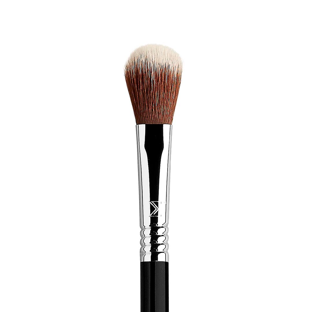 F03 HIGH CHEEKBONE HIGHLIGHTER™ BRUSH | Sigma Beauty