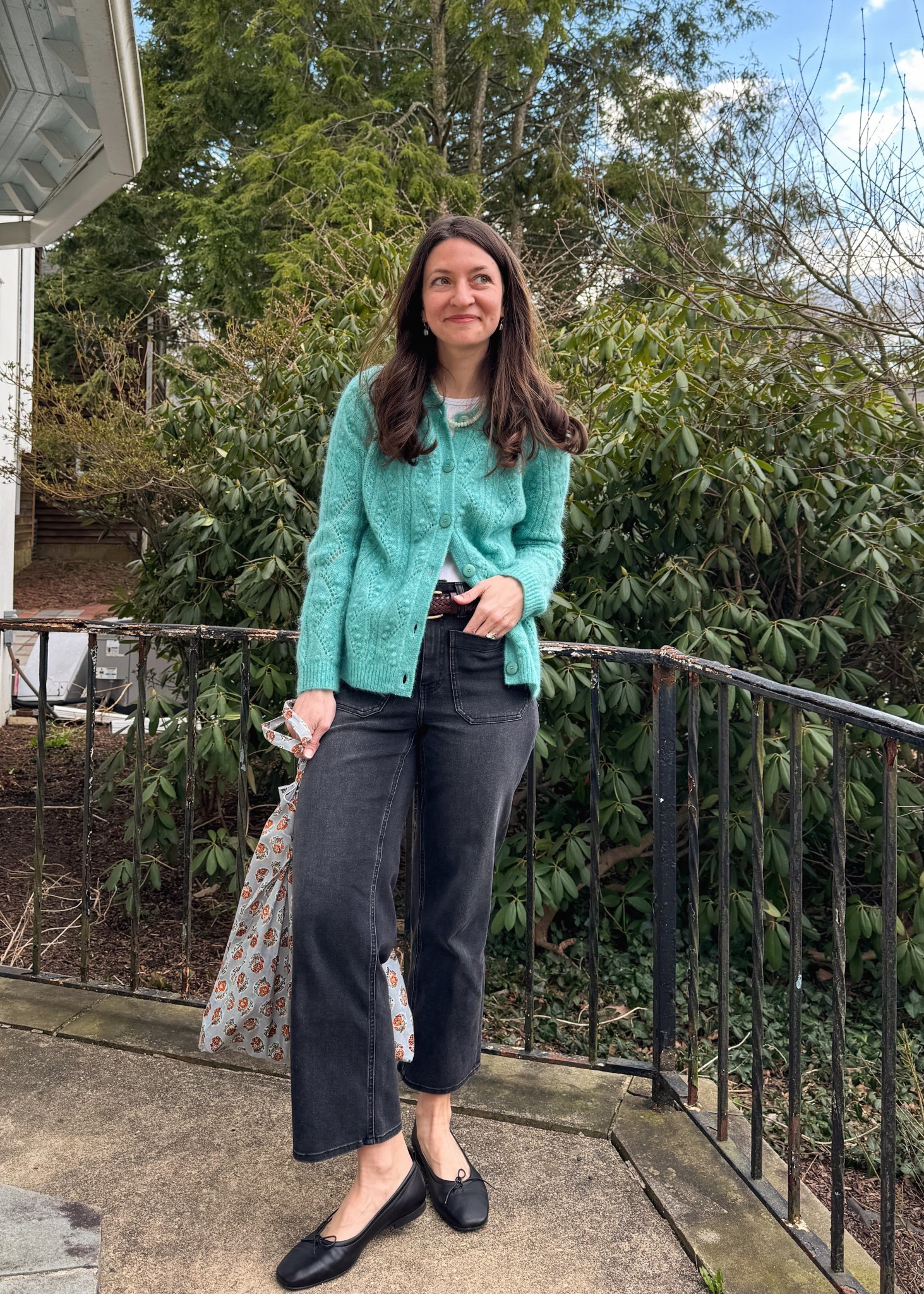 If you’re looking for new jeans, these are $50, have the perfect amount of stretch, & are actually comfortable! On a side note, how is it Easter next week?! I’m not ready! 

#LTKgrwm #LTKSeasonal #LTKootd