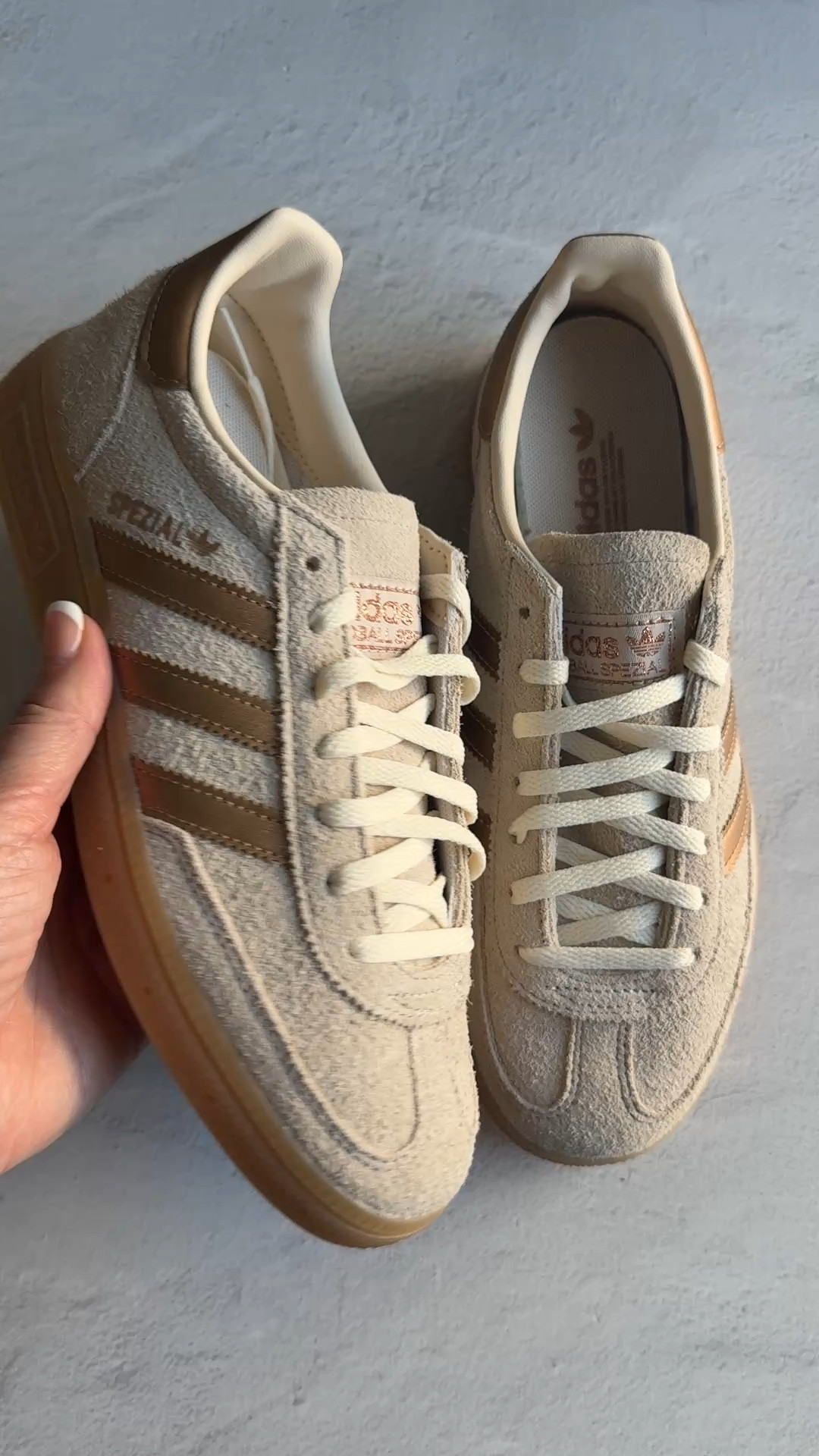 Adidas Handball Spezial Lifestyle Neutral Sneaker  

 

#LTKActive #LTKFindsUnder100 #LTKShoeCrush