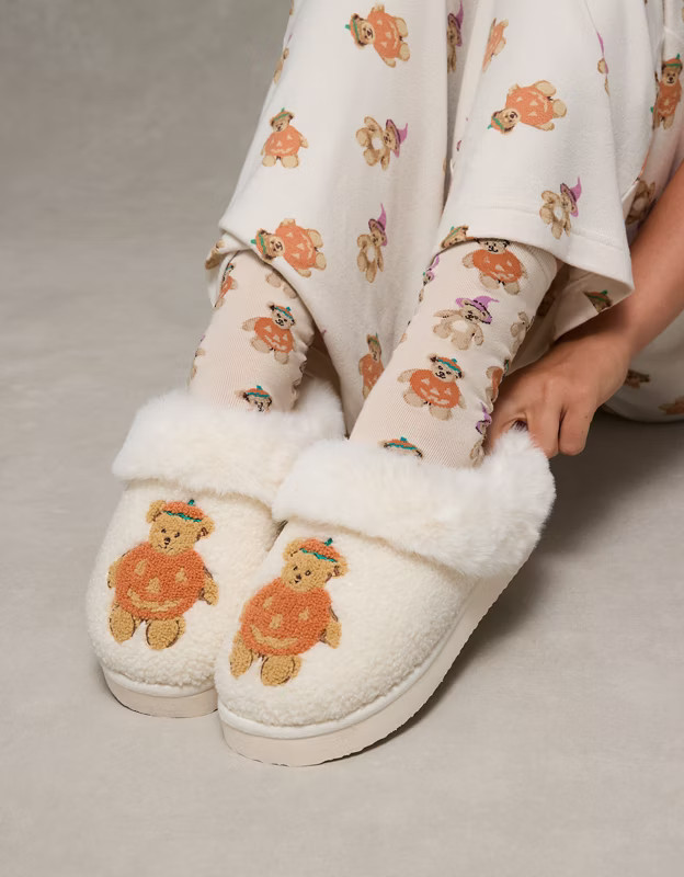 AE Pumpkin Teddy Bear Scuff Slipper | American Eagle Outfitters (US & CA)